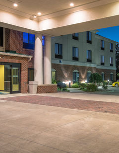 Holiday Inn Express & Suites Lafayette E