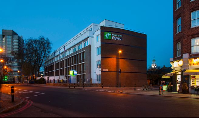 Holiday Inn Express London-Vauxhall Nine Exterior