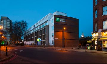 Holiday Inn Express London-Vauxhall Nine