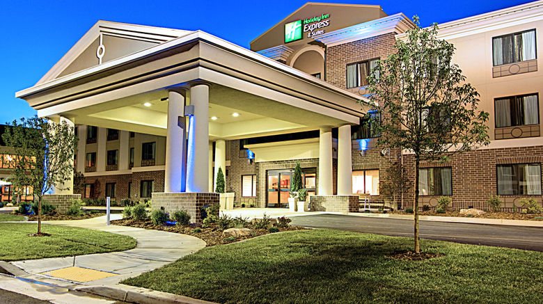 <b>Holiday Inn Express & Suites Exterior</b>. Images powered by <a href="https://www.leonardoworldwide.com/" title="Leonardo Worldwide" target="_blank">Leonardo</a>.