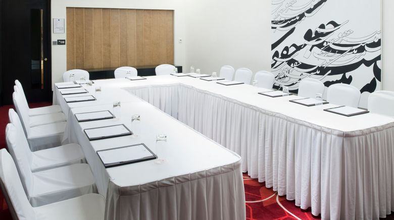 <b>Crowne Plaza Abu Dhabi-Yas Island Meeting</b>. Images powered by <a href="https://www.leonardoworldwide.com/" title="Leonardo Worldwide" target="_blank">Leonardo</a>.