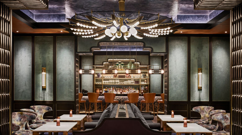 <b>Rosewood Bangkok Restaurant</b>. Images powered by <a href="https://www.leonardoworldwide.com/" title="Leonardo Worldwide" target="_blank">Leonardo</a>.