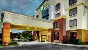 Holiday Inn Express Richmond Airport