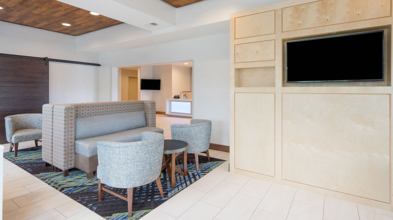 <b>Holiday Inn Express & Suites Frankfort Lobby</b>. Images powered by <a href="https://www.leonardoworldwide.com/" title="Leonardo Worldwide" target="_blank">Leonardo</a>.