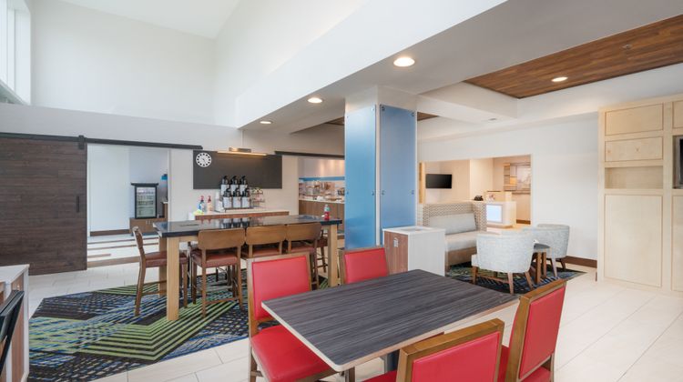 Holiday Inn Express & Suites Frankfort Restaurant