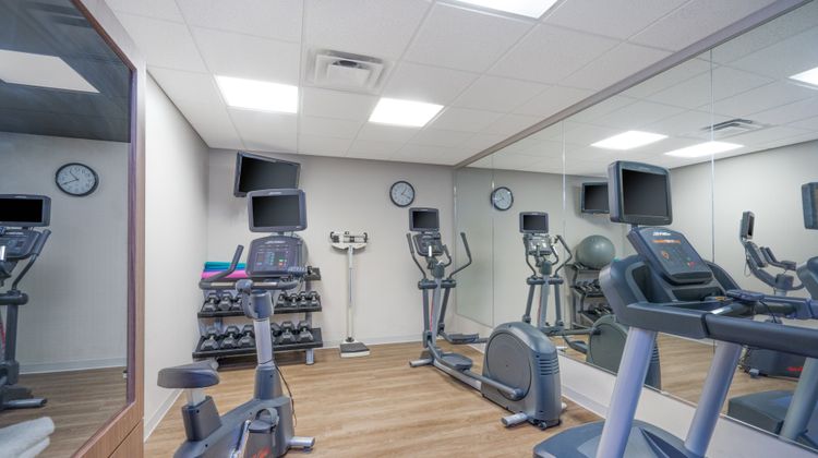 Holiday Inn Express & Suites Frankfort Health Club