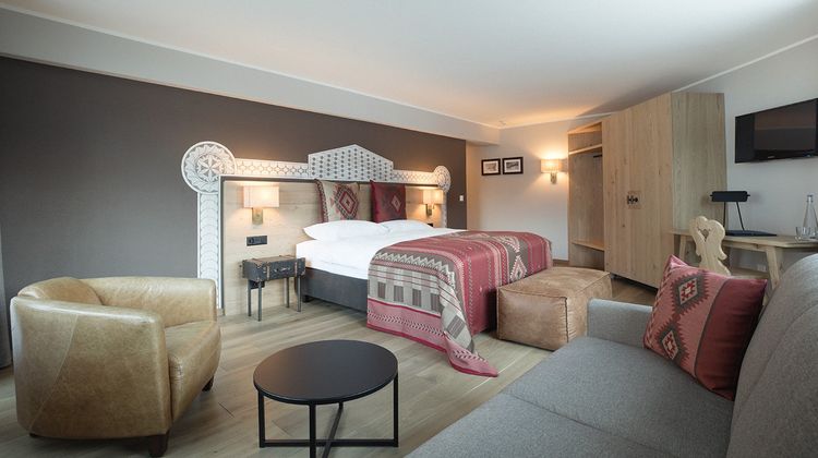 Steffani Hotel Room