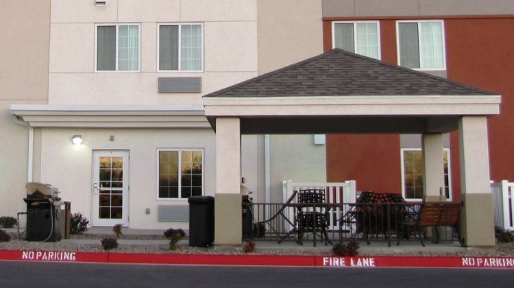 Candlewood Suites Midland SW Exterior