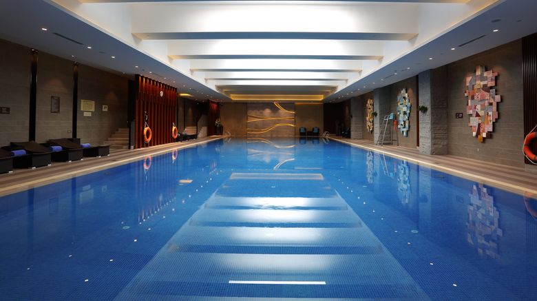 <b>HUALUXE Yangjiang City Center Pool</b>. Images powered by <a href="https://www.leonardoworldwide.com/" title="Leonardo Worldwide" target="_blank">Leonardo</a>.