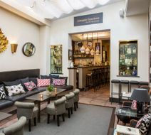 Adriano Hotel Lobby