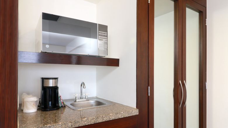 <b>Holiday Inn Centro Historico Suite</b>. Images powered by <a href="https://www.leonardoworldwide.com/" title="Leonardo Worldwide" target="_blank">Leonardo</a>.