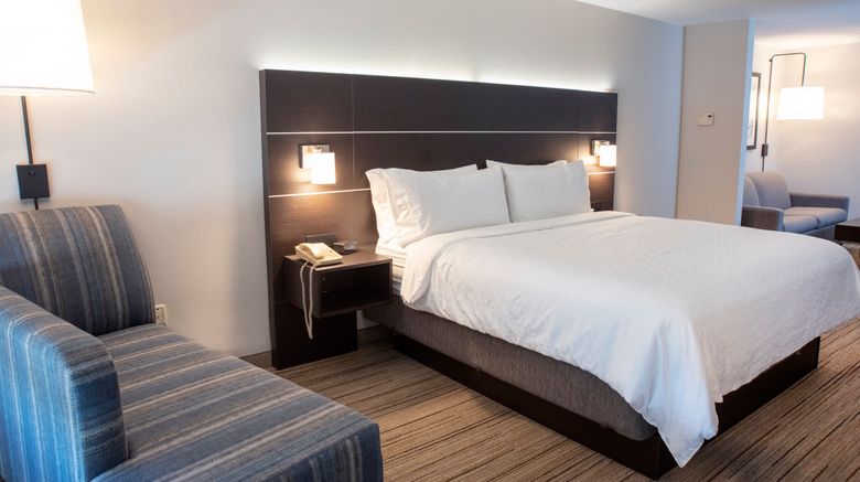 <b>Holiday Inn Express Hotel & Suites Suite</b>. Images powered by <a href="https://www.leonardoworldwide.com/" title="Leonardo Worldwide" target="_blank">Leonardo</a>.