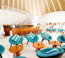 Holiday Inn Resort Kandooma Lobby