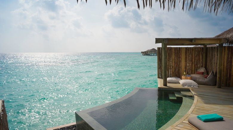 <b>InterContinental Maldives Maamunagau Room</b>. Images powered by <a href="https://www.leonardoworldwide.com/" title="Leonardo Worldwide" target="_blank">Leonardo</a>.