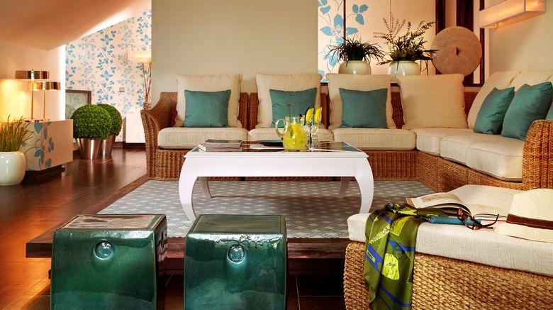 <b>Grande Real Villa Italia Hotel & Spa Suite</b>. Images powered by <a href="https://www.leonardoworldwide.com/" title="Leonardo Worldwide" target="_blank">Leonardo</a>.