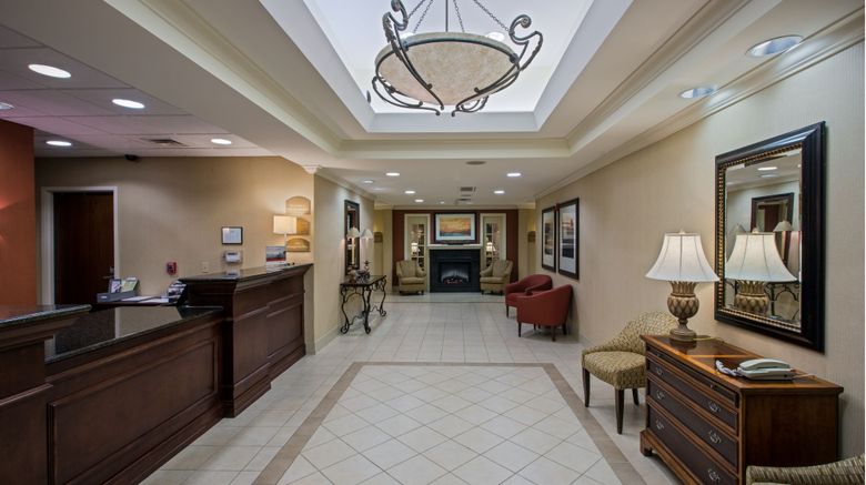<b>Holiday Inn Express Lobby</b>. Images powered by <a href="https://www.leonardoworldwide.com/" title="Leonardo Worldwide" target="_blank">Leonardo</a>.