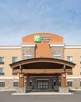 Holiday Inn Express Hotel & Suites