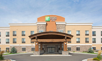 Holiday Inn Express Hotel & Suites
