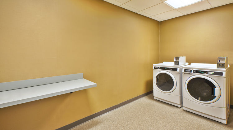 Holiday Inn Express & Suites New Castle Other