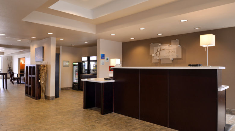 <b>Holiday Inn Express & Suites Williams Lobby</b>. Images powered by <a href="https://www.leonardoworldwide.com/" title="Leonardo Worldwide" target="_blank">Leonardo</a>.