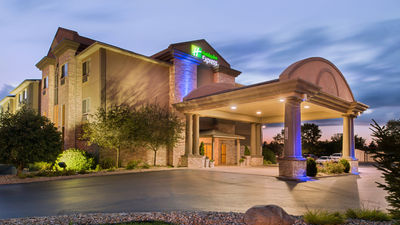 Holiday Inn Express & Suites Bucyrus