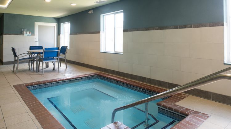 Holiday Inn Express Pool