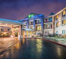 Holiday Inn Express & Suites Gunnison Exterior