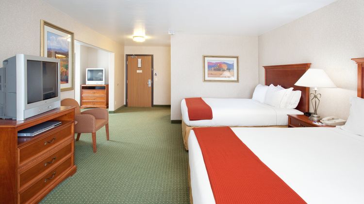 Holiday Inn Express & Suites Gunnison Room