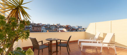 Exe Agora Caceres Exterior