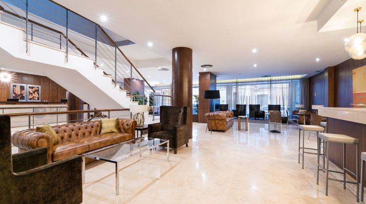 Exe Agora Caceres Lobby