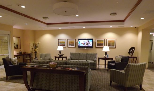 Candlewood Suites Fredericksburg Exterior