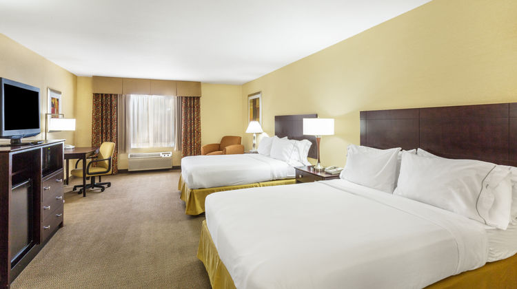 Holiday Inn Express Nogales Room