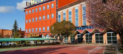 Hotel Ciudad de Burgos Exterior