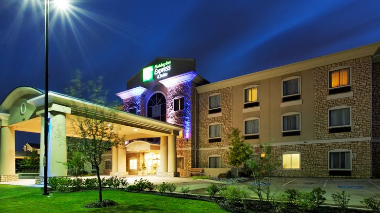 <b>Holiday Inn Express Hotel & Suites Exterior</b>. Images powered by <a href="https://www.leonardoworldwide.com/" title="Leonardo Worldwide" target="_blank">Leonardo</a>.