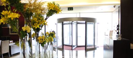 Crowne Plaza Amman Exterior