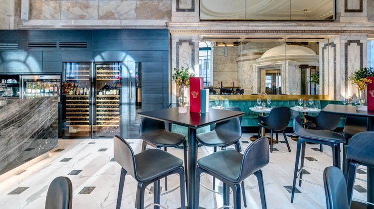 Apex Temple Court Hotel Restaurant