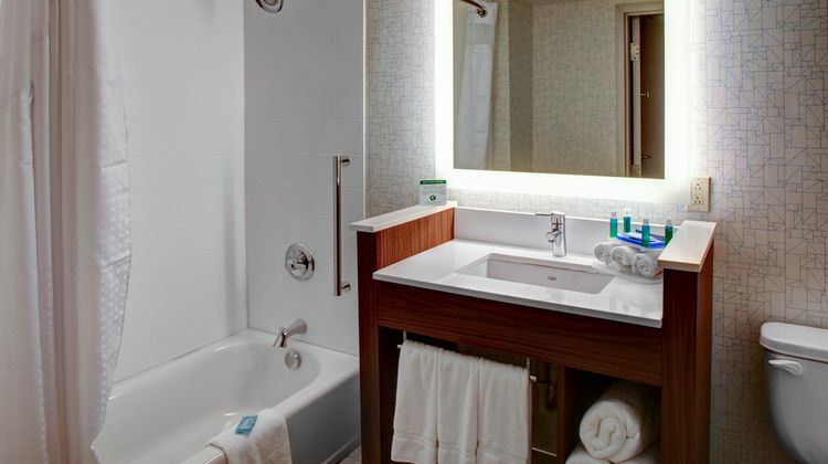 Holiday Inn Express Room