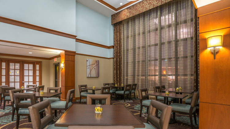 Staybridge Suites Lobby