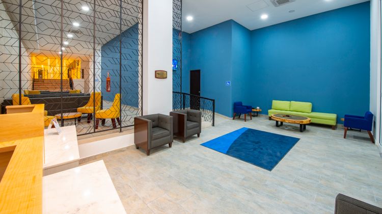 Holiday Inn Express Merida Centro Lobby