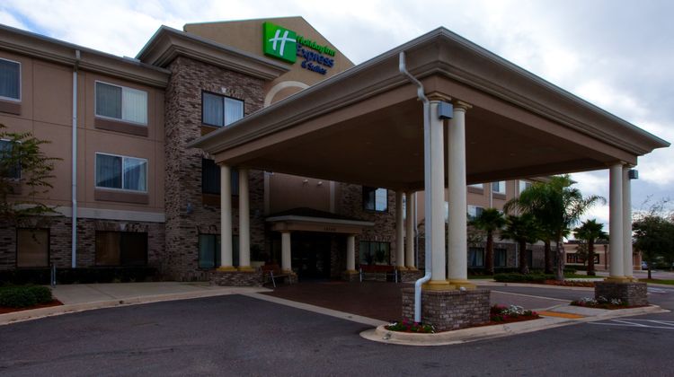 Holiday Inn Express Blount Island Exterior