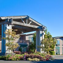 Holiday Inn Express & Suites