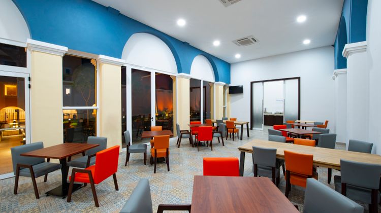 Holiday Inn Express Merida Centro Restaurant