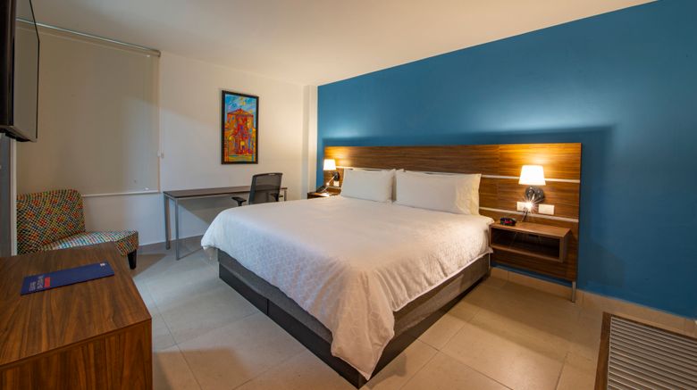 <b>Holiday Inn Express Merida Centro Room</b>. Images powered by <a href="https://www.leonardoworldwide.com/" title="Leonardo Worldwide" target="_blank">Leonardo</a>.