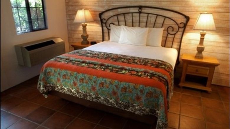 <b>Hotel California Room</b>. Images powered by <a href="https://www.leonardoworldwide.com/" title="Leonardo Worldwide" target="_blank">Leonardo</a>.