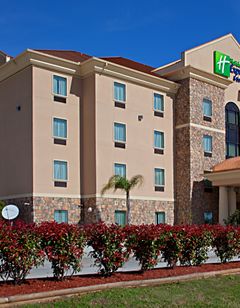 Holiday Inn Express Hotel & Suites