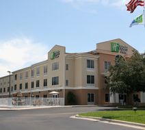Holiday Inn Express Hotel & Suites Exterior
