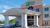 Holiday Inn Express Hotel & Suites Exterior