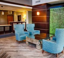 Holiday Inn Express & Suites Sidney Lobby
