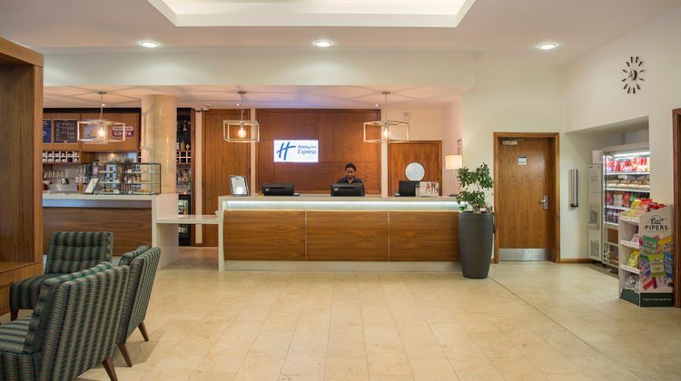Holiday Inn Express Sheffield City Ctr Lobby