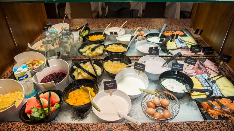 <b>Crowne Plaza Royal Victoria Sheffield Restaurant</b>. Images powered by <a href="https://www.leonardoworldwide.com/" title="Leonardo Worldwide" target="_blank">Leonardo</a>.
